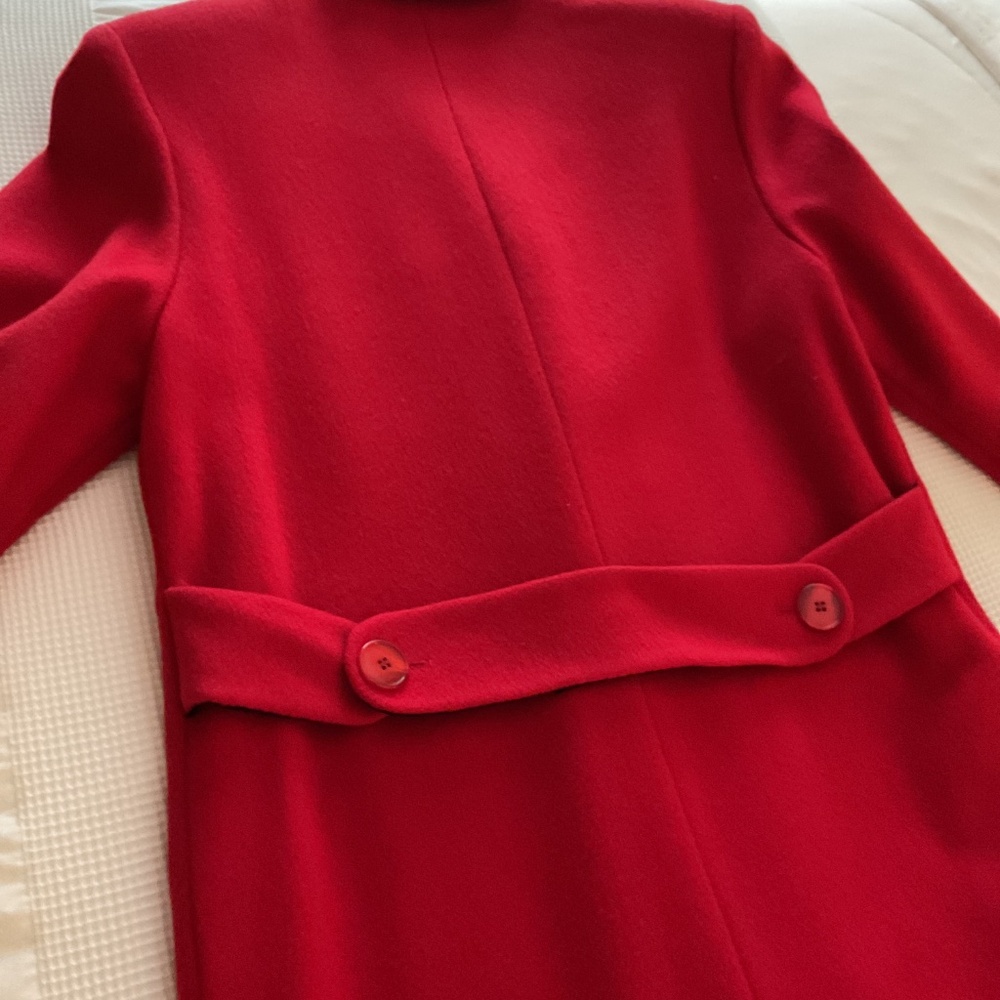 Classic Winter Coat - image 5